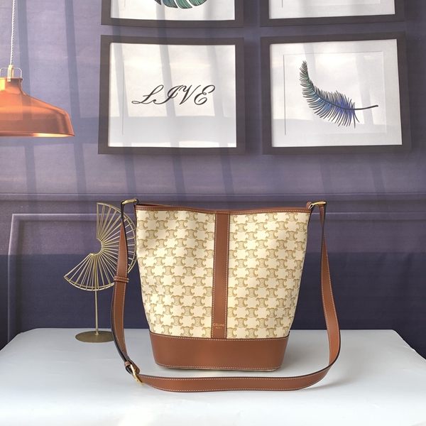 スーパーコピーブランドバッグ正面デザイン